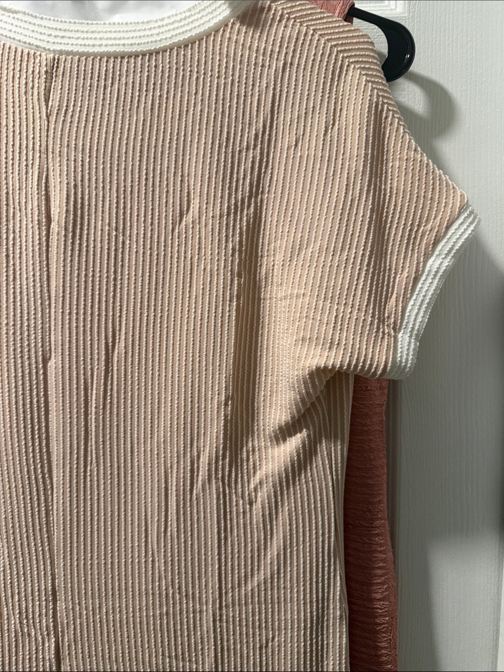 Peach Ribbed Knit Pocket Tee Dress with White Trim - Picture 4 of 5